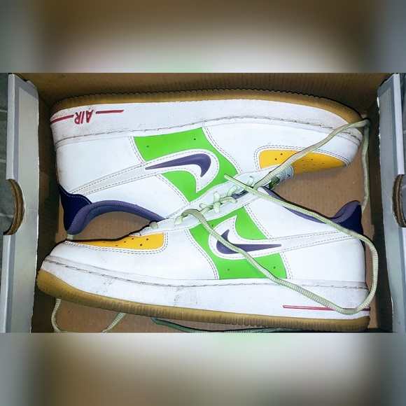 NIKE AIR FORCE 1 6.5Y = WOMEN'S 7.5-8 SPACE PURPLE - Picture 13 of 14